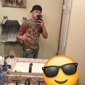 Meet your Posher, Marcial